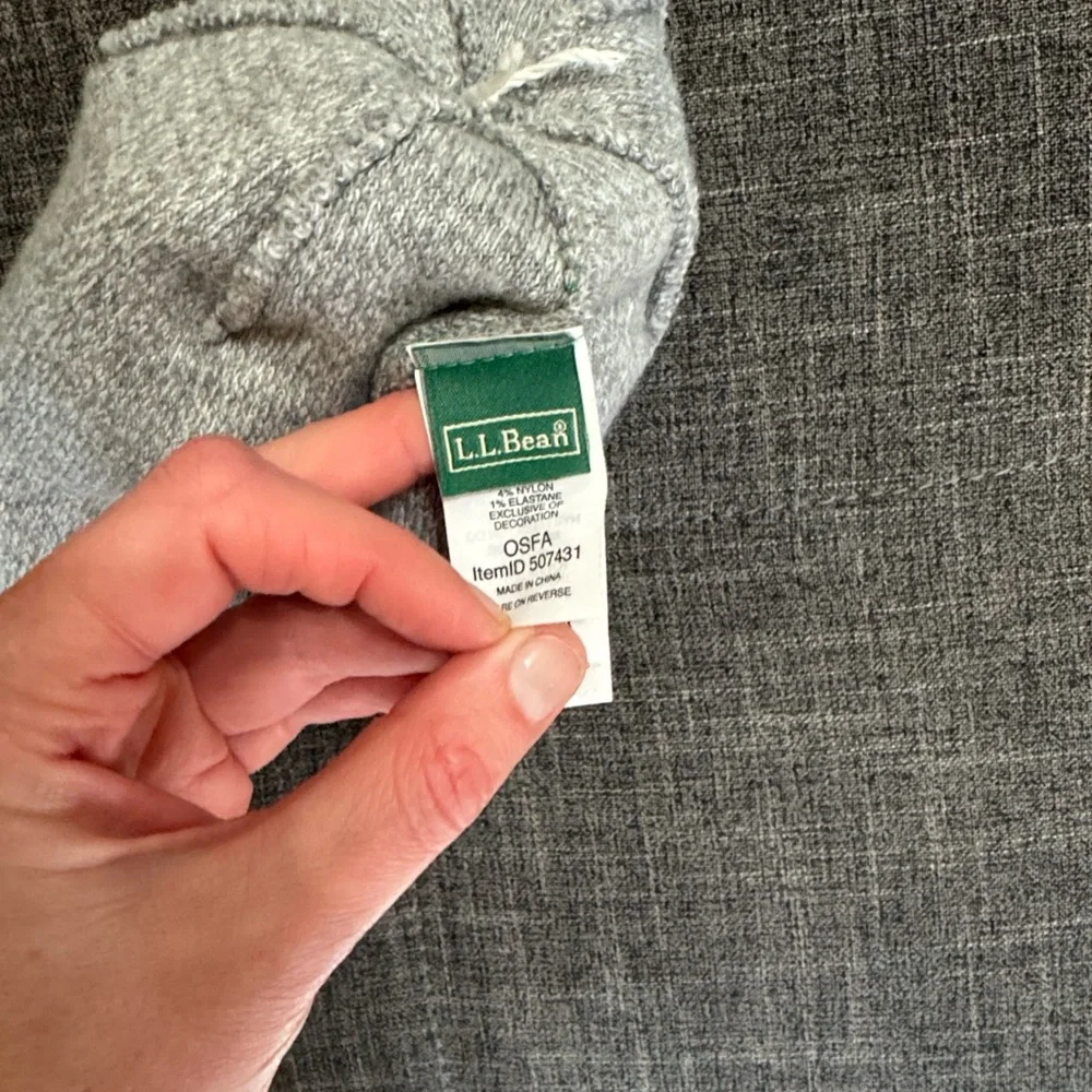 ✨ L.L. Bean Kids Winter Bundle Beanie + Fleece Gloves Set